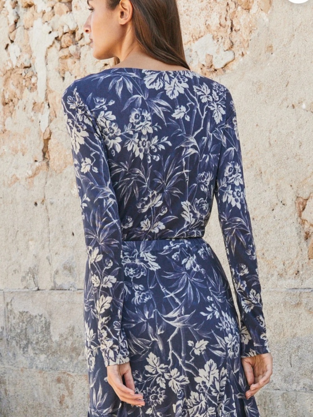Peruvian Connection Bali Pima Cotton Blend Floral Long Sleeve Top - Picture 2 of 12